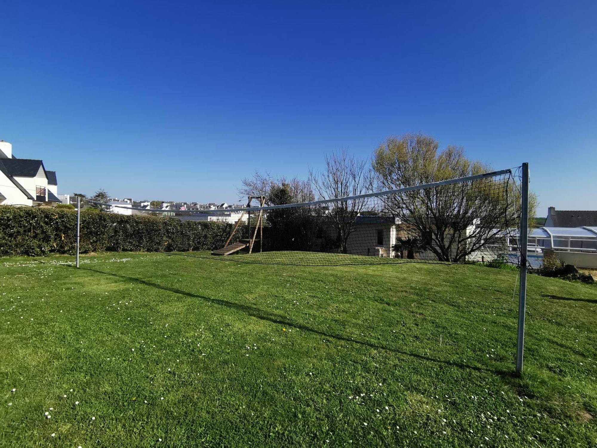 Belle Vue Pointe St Mathieu, Piscine Chauffee, 100 M Et Gr34 Holiday home *